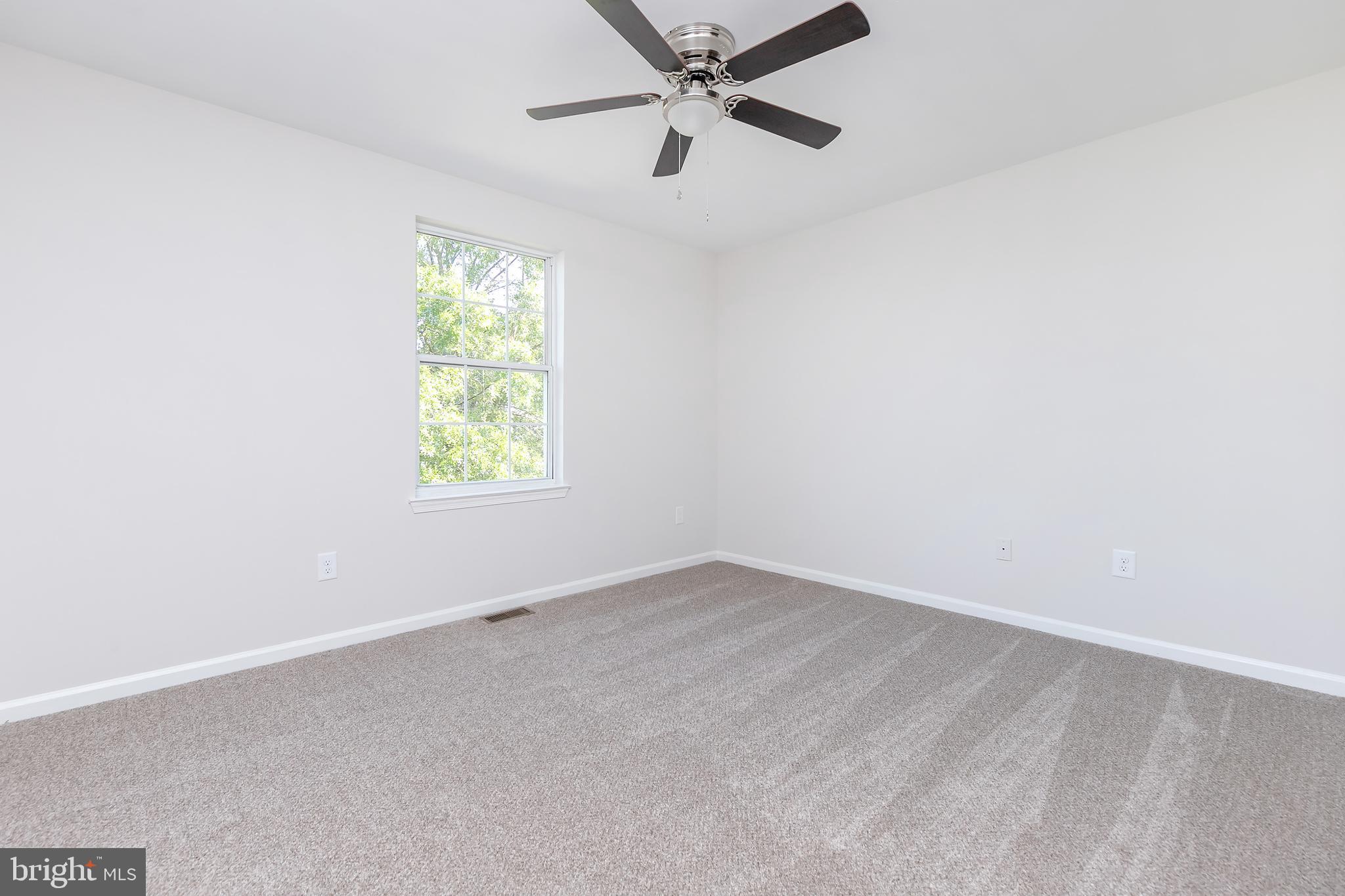 95 Vance Avenue Sicklerville, NJ 08081 - Photo 17 of 19