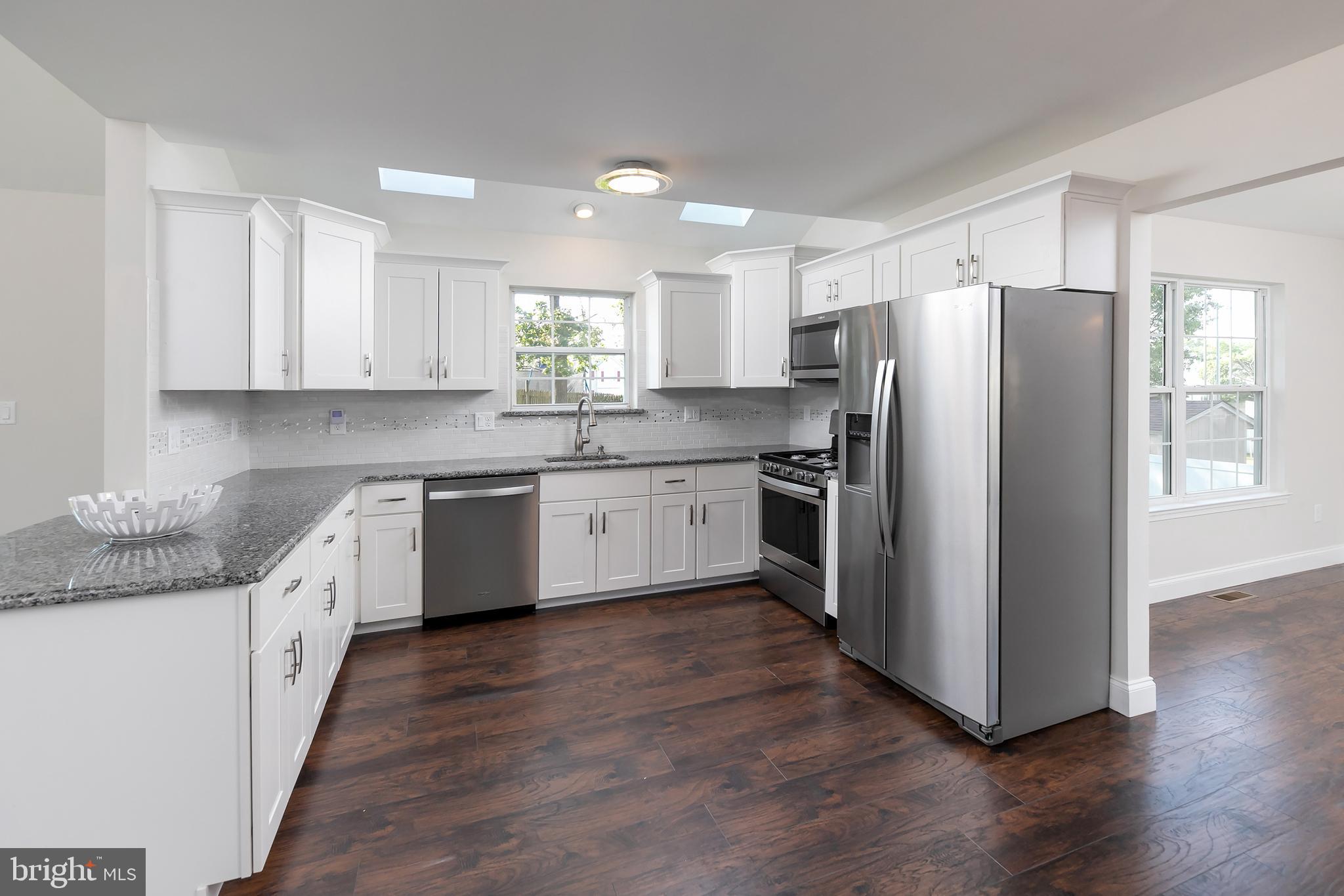 95 Vance Avenue Sicklerville, NJ 08081 - Photo 5 of 19