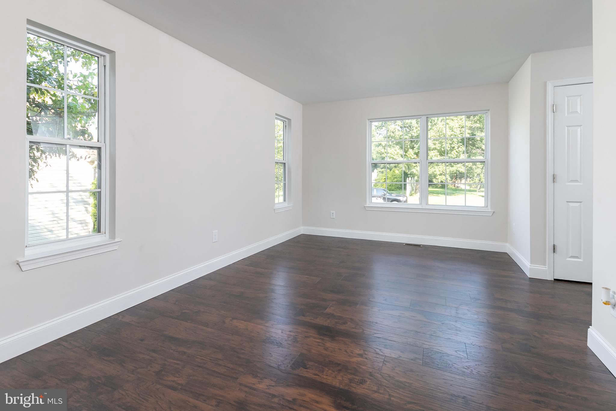 95 Vance Avenue Sicklerville, NJ 08081 - Photo 7 of 19