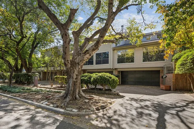 $375,000 | 4411 Gilbert Avenue, Unit 12, Dallas, TX 75219