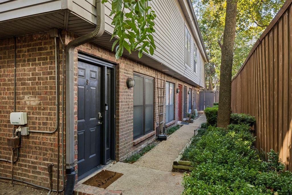 4411 Gilbert Avenue, Unit 12 Dallas, TX 75219 - Photo 29 of 30