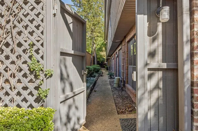 $375,000 | 4411 Gilbert Avenue, Unit 12, Dallas, TX 75219