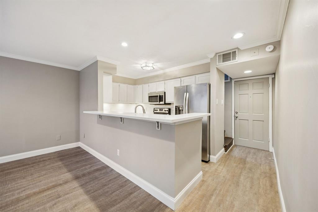 4411 Gilbert Avenue, Unit 12 Dallas, TX 75219 - Photo 10 of 30