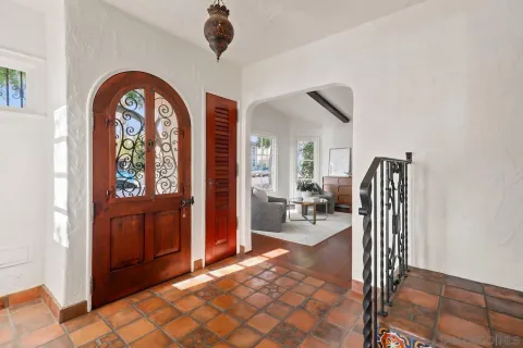 $1,350,000 | 2521 Collier Avenue, San Diego, CA 92116