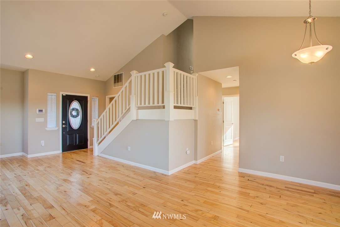 1105 Calhoun Road Aberdeen, WA 98520 - Photo 3 of 25 Gallery Image 3