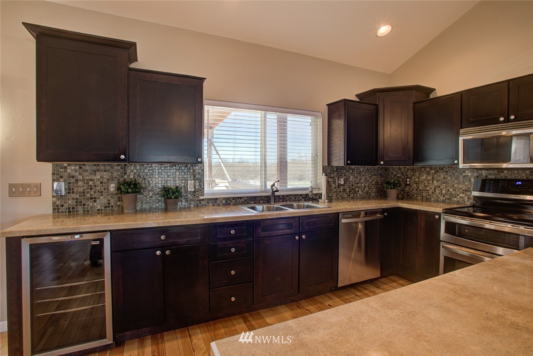 1105 Calhoun Road Aberdeen, WA 98520 - Photo 9 of 25 Gallery Image 9