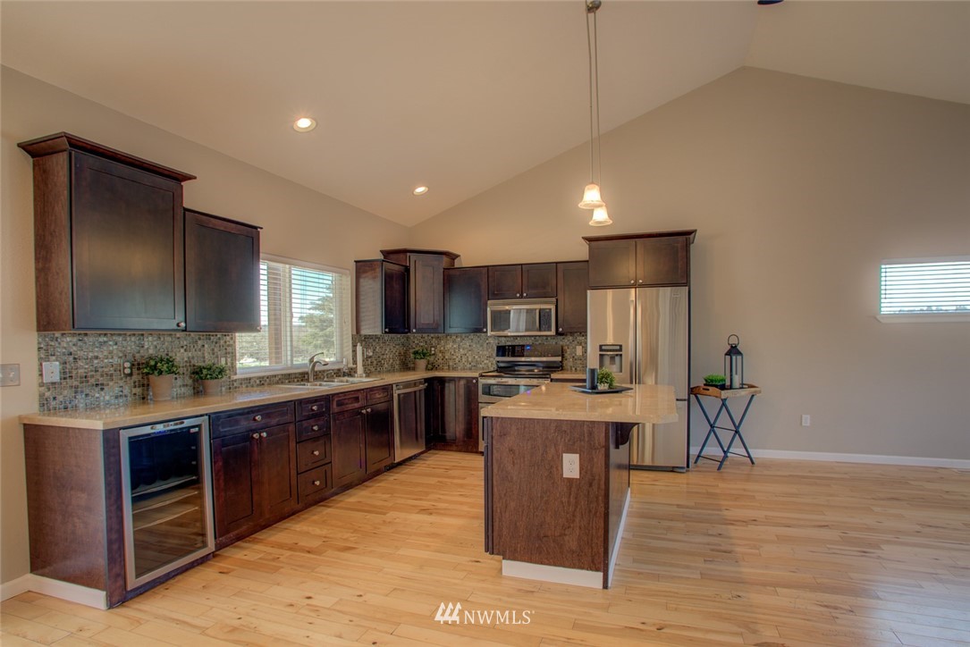 1105 Calhoun Road Aberdeen, WA 98520 - Photo 10 of 25 Gallery Image 10