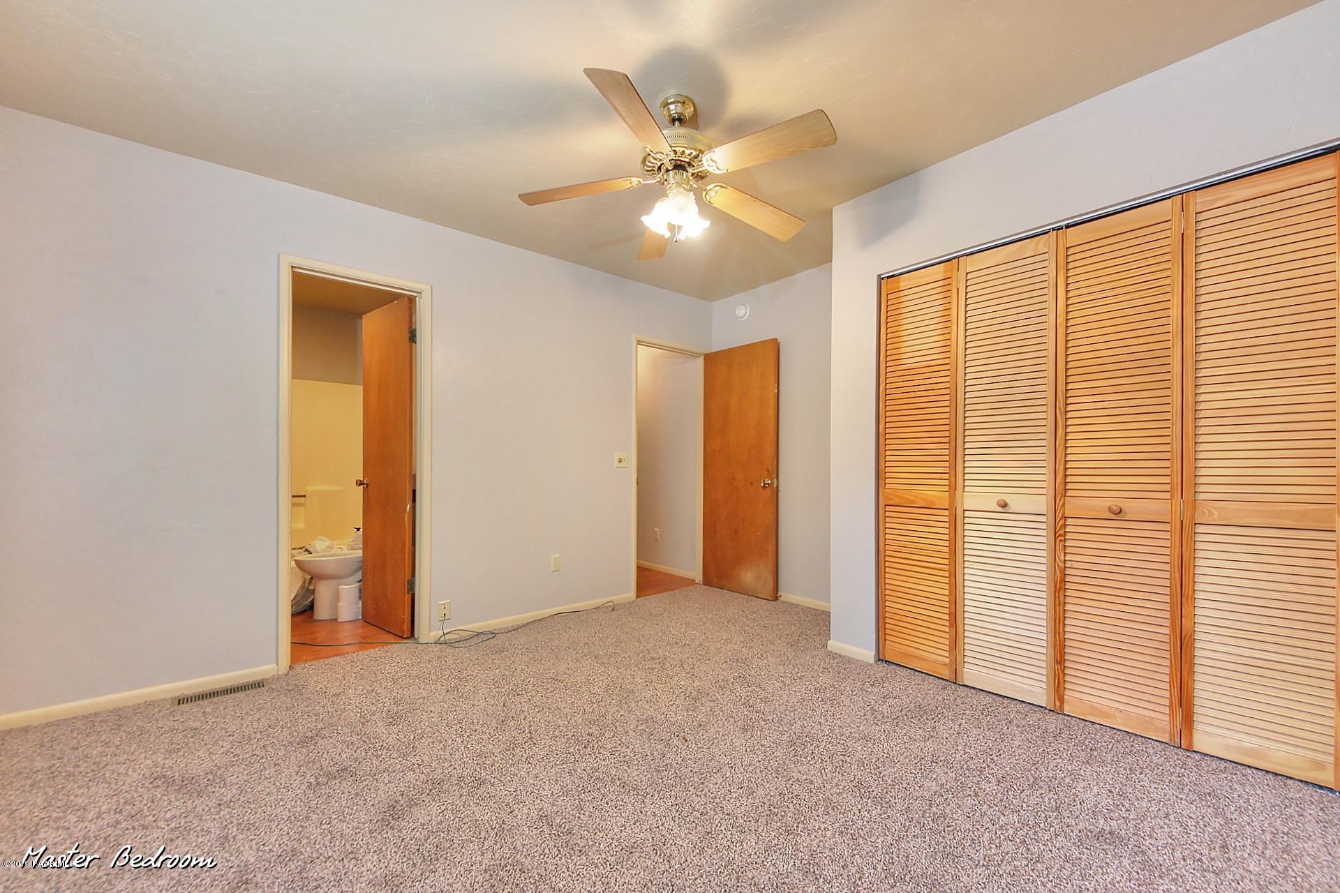 535 South Overland Road Prescott, AZ 86303 - Photo 12 of 28 Master Bedroom Pic 2
