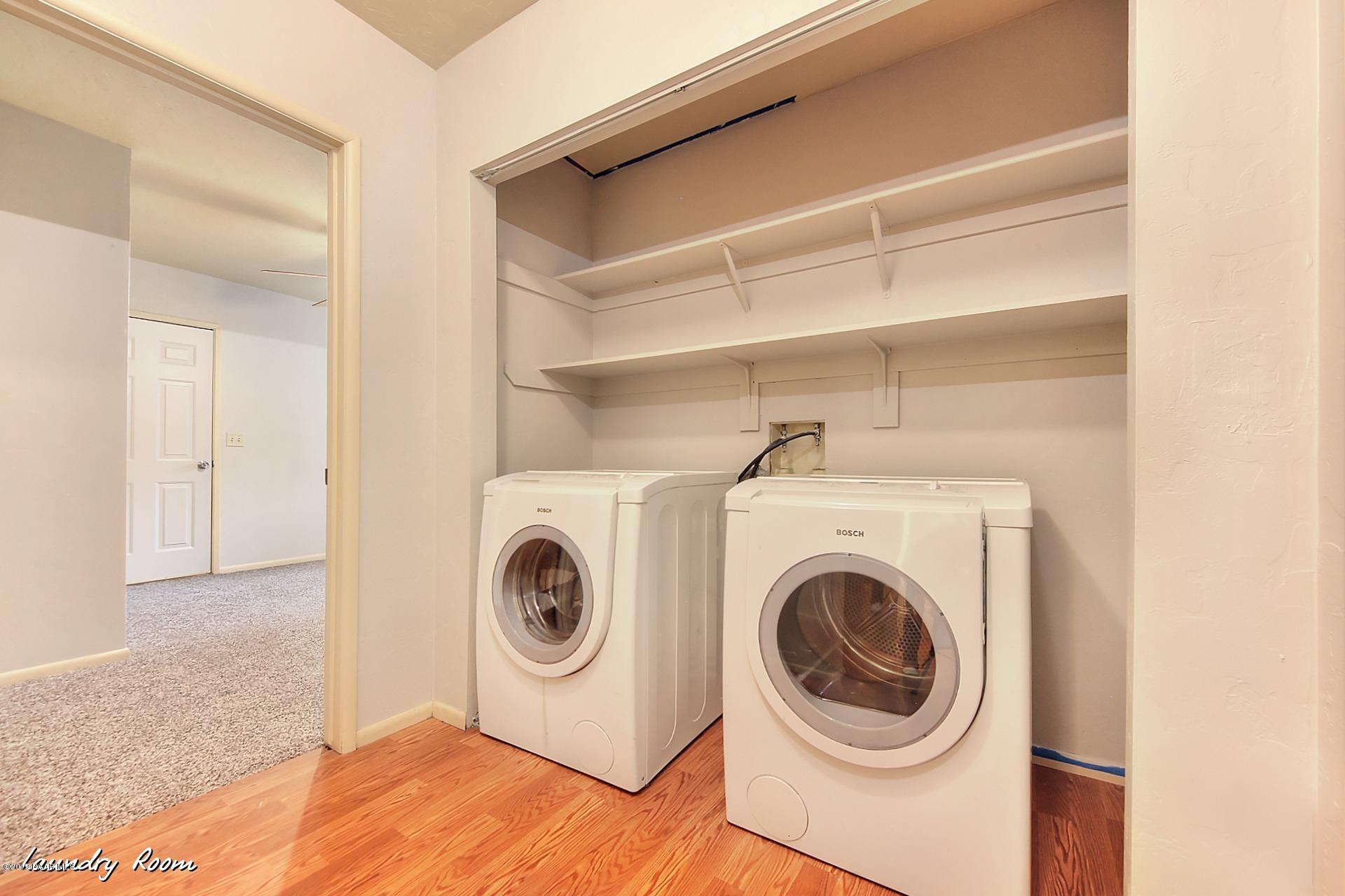 535 South Overland Road Prescott, AZ 86303 - Photo 18 of 28 Laundry Room Pic 1