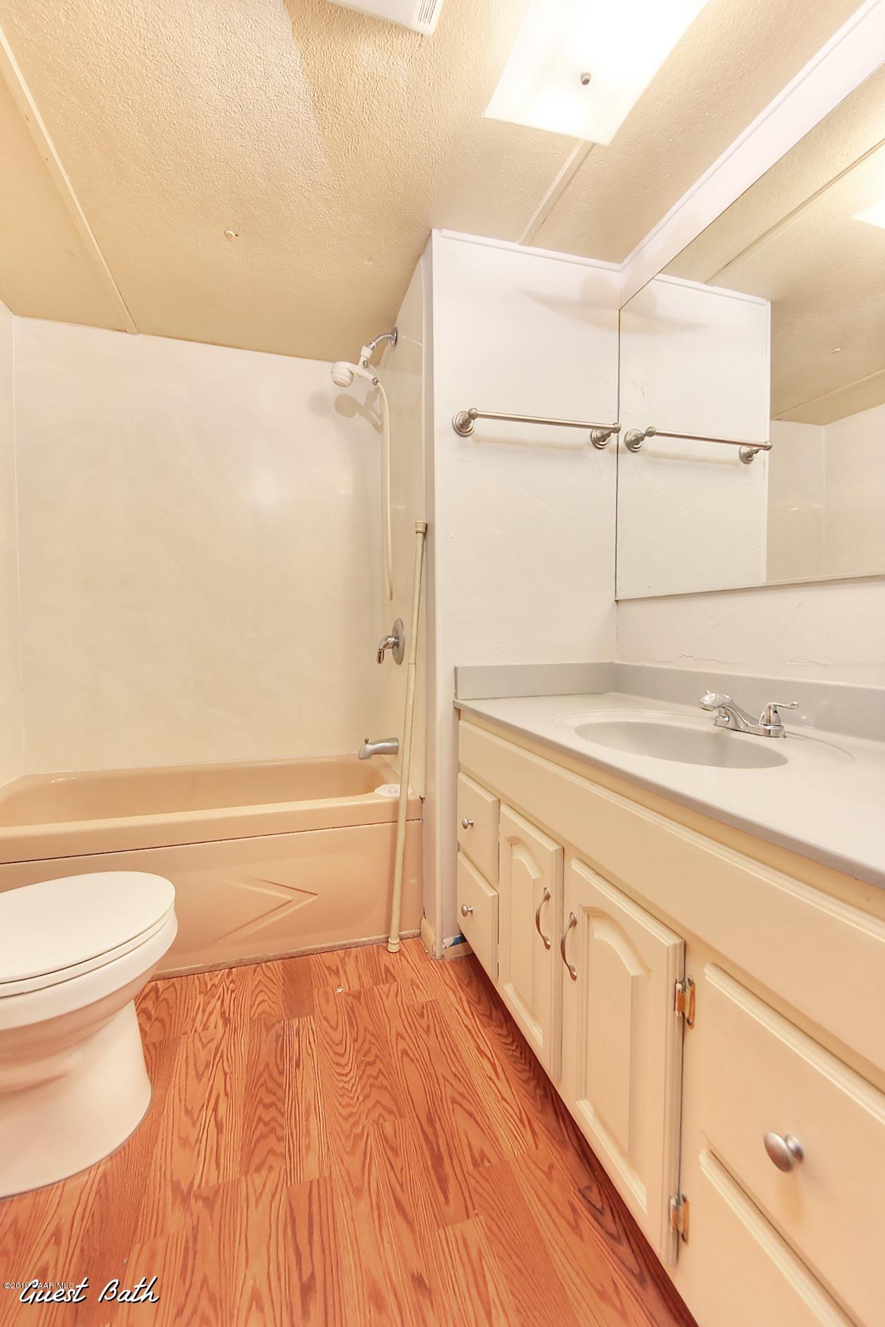535 South Overland Road Prescott, AZ 86303 - Photo 19 of 28 Guest Bath Pic 1