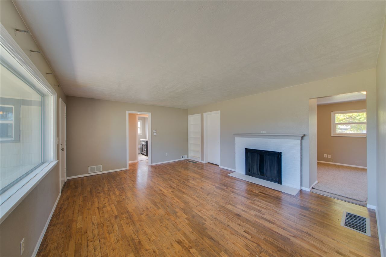 121 North McCabe Road Spokane Valley, WA 99216 - Photo 2 of 18