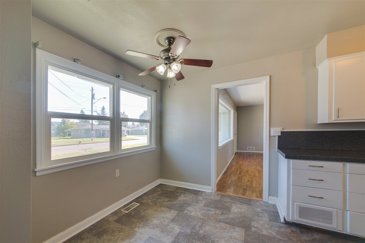 121 North McCabe Road Spokane Valley, WA 99216 - Photo 10 of 18