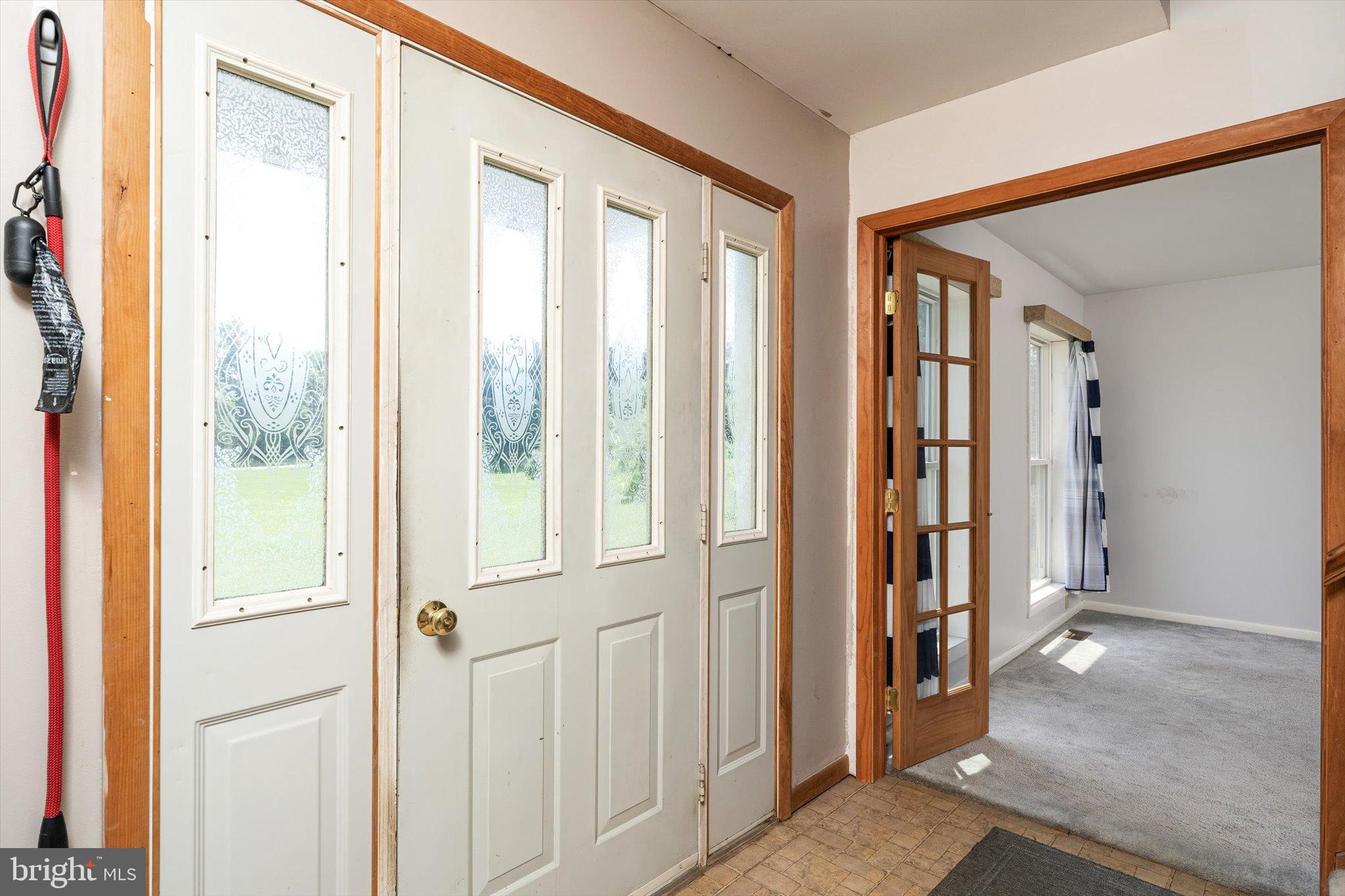 36 Allens Road Hightstown, NJ 08520 - Photo 3 of 43