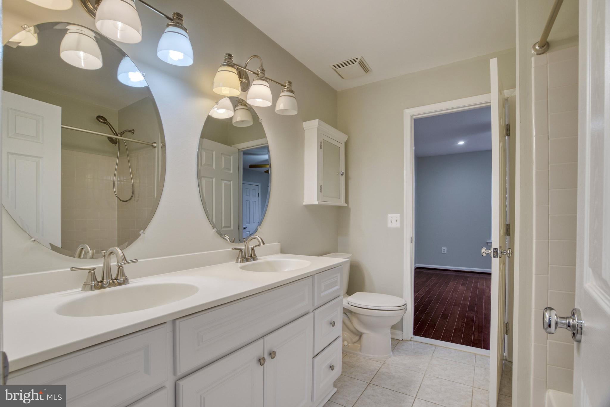 13544 Ruddy Duck Road Clifton, VA 20124 - Photo 15 of 31 Gallery Image 15