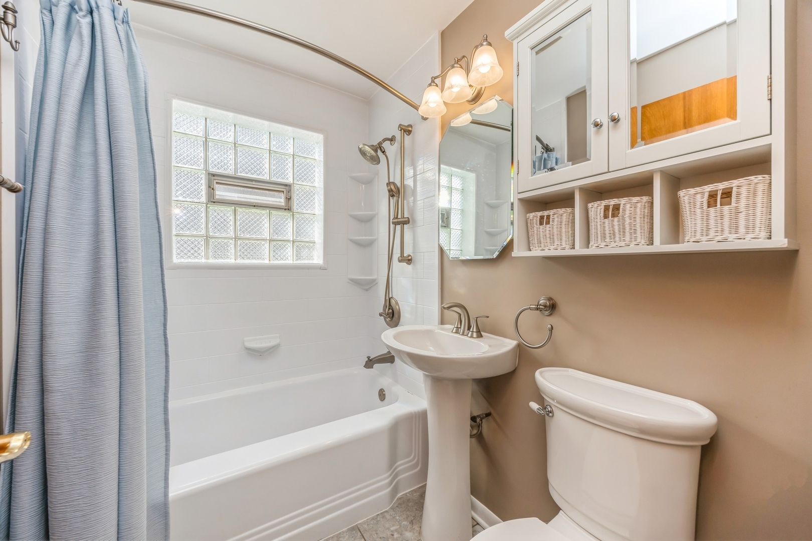 4005 Grove Avenue Brookfield, IL 60513 - Photo 8 of 14