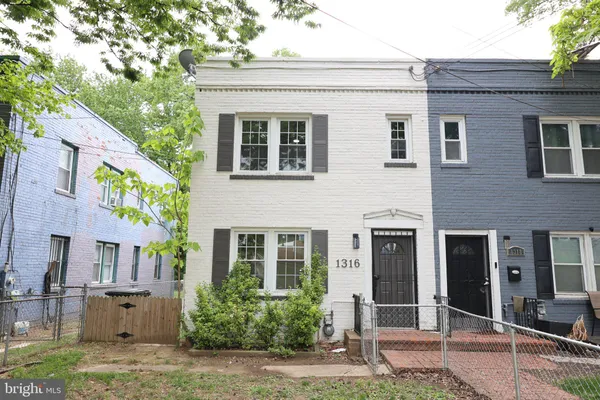 $3,200 | 1316 Eastern Avenue Northeast, Washington, DC 20019