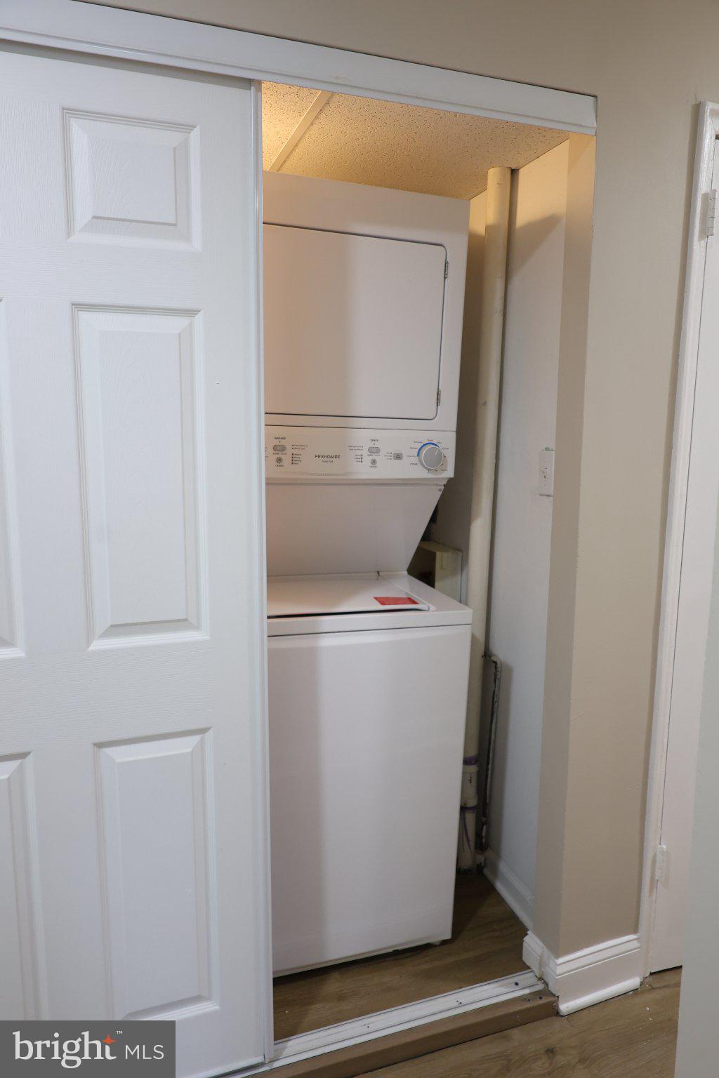 1316 Eastern Avenue Northeast Washington, DC 20019 - Photo 26 of 31 a utility room with dryer and washer