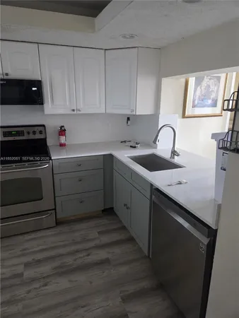 $2,700 | 555 Northeast 15th Street, Unit 20K, Miami, FL 33132