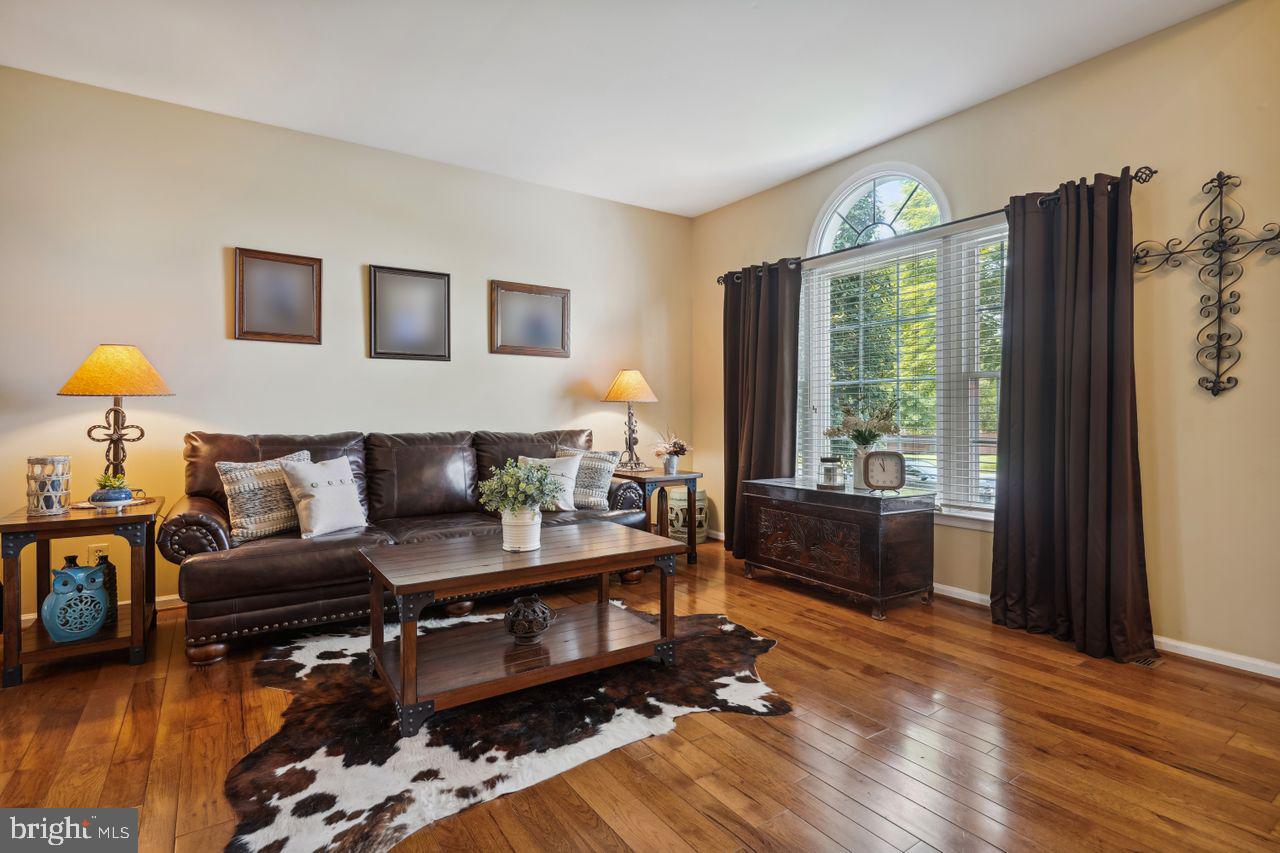 9635 Linden Wood Road Manassas, VA 20111 - Photo 18 of 42 Gallery Image 18