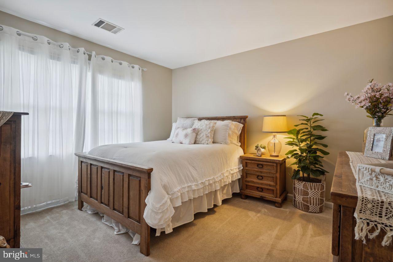 9635 Linden Wood Road Manassas, VA 20111 - Photo 27 of 42 Gallery Image 27