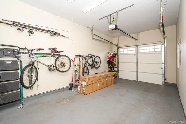 $639,000 | 3104 Fox Hill Drive, Baiting Hollow, NY 11933