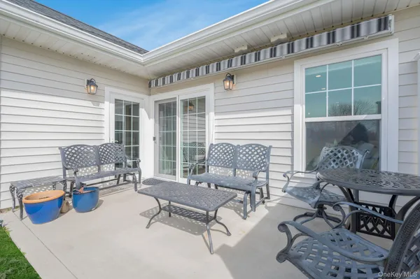 $639,000 | 3104 Fox Hill Drive, Baiting Hollow, NY 11933
