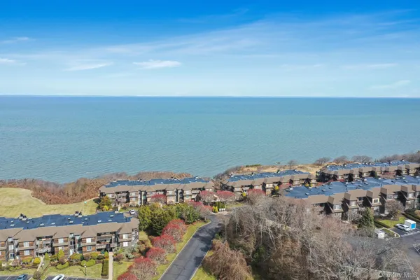 $639,000 | 3104 Fox Hill Drive, Baiting Hollow, NY 11933