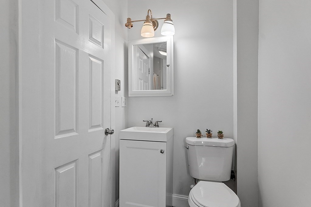 343 Locks Pond Road Shutesbury, MA 01072 - Photo 13 of 42 Gallery Image 13