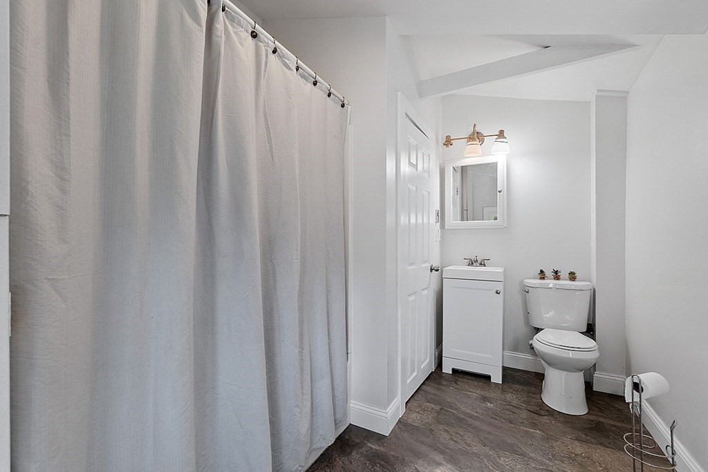 343 Locks Pond Road Shutesbury, MA 01072 - Photo 14 of 42 Gallery Image 14