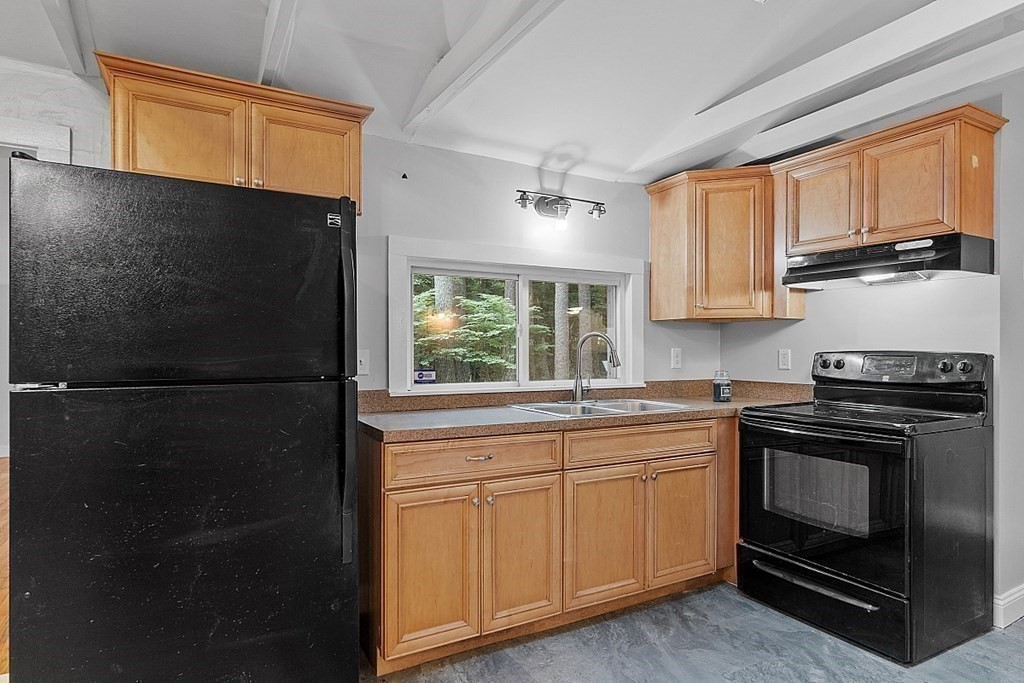 343 Locks Pond Road Shutesbury, MA 01072 - Photo 7 of 42 Gallery Image 7