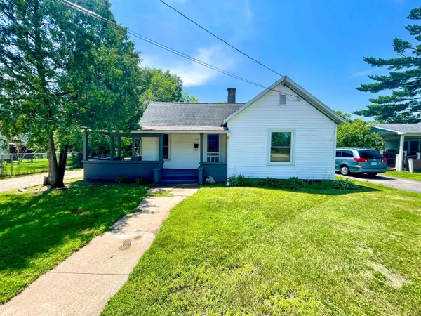$129,900 | 640 Lee Street, Wisconsin Rapids, WI 54494