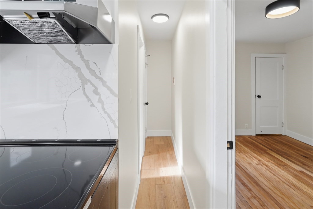 25 Johnson Street Worcester, MA 01604 - Photo 14 of 30
