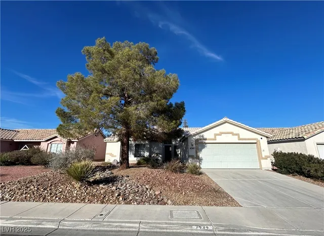 $1,895 | 4342 Valley Sage Drive, North Las Vegas, NV 89032