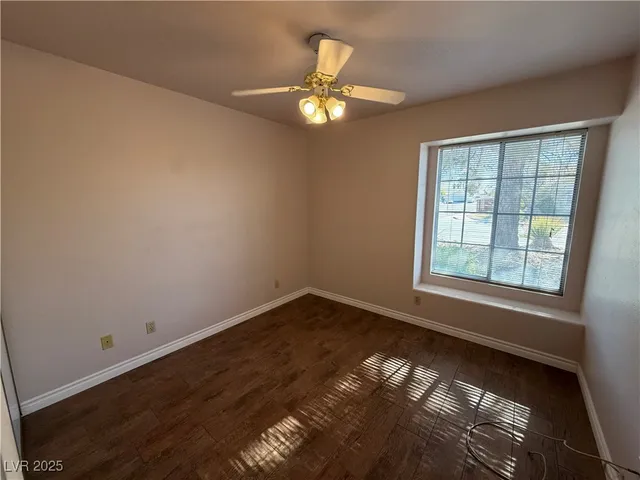 $1,895 | 4342 Valley Sage Drive, North Las Vegas, NV 89032