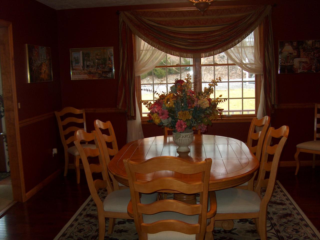 323 Edgemont Road Stroudsburg, PA 18360 - Photo 19 of 22 house