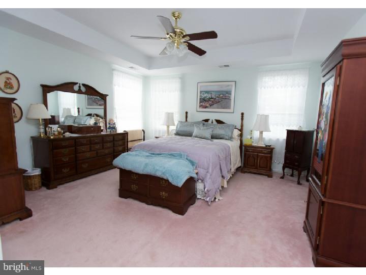 90 Hummingbird Drive Hamilton, NJ 08690 - Photo 11 of 17