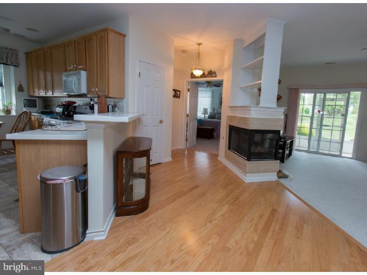 90 Hummingbird Drive Hamilton, NJ 08690 - Photo 7 of 17