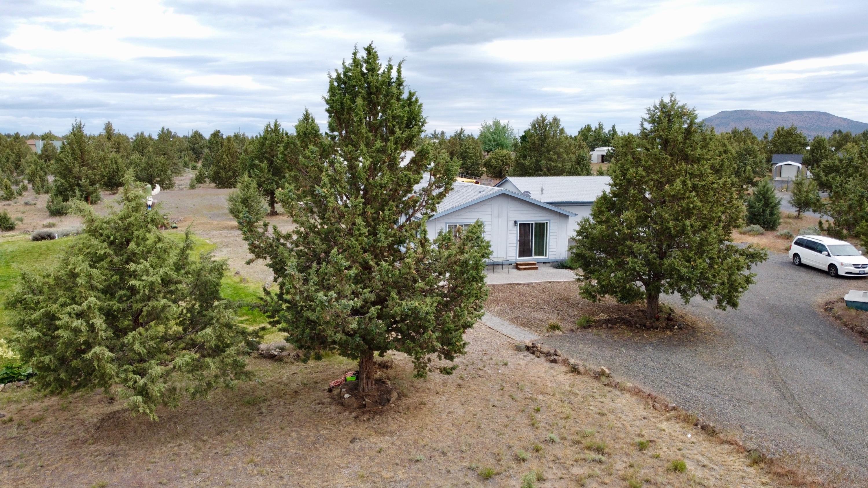 7270 Southwest Shad Road Terrebonne, OR 97760 - Photo 6 of 25 DJI_0122