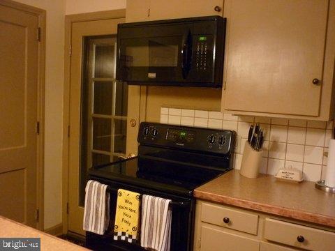 1704 Ridgeview Avenue Lancaster, PA 17603 - Photo 17 of 40 Gallery Image 17