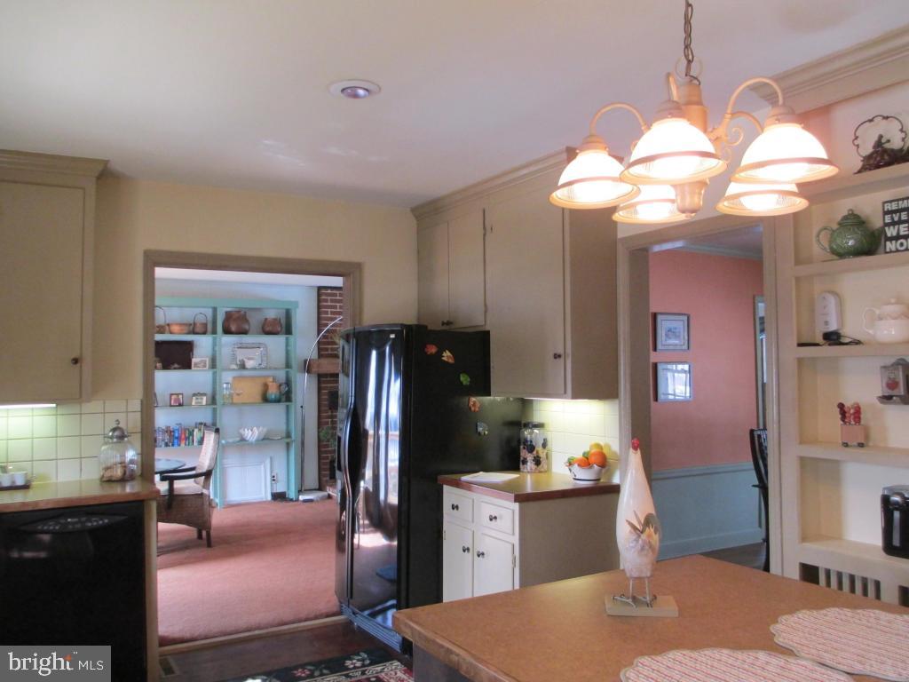 1704 Ridgeview Avenue Lancaster, PA 17603 - Photo 20 of 40 Gallery Image 20
