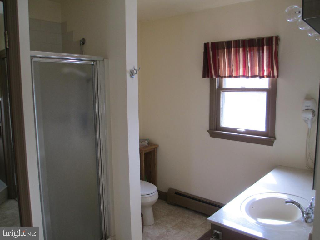 1704 Ridgeview Avenue Lancaster, PA 17603 - Photo 27 of 40 Gallery Image 27