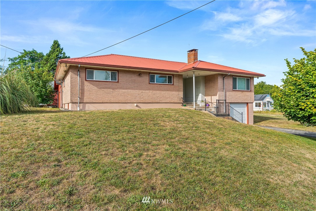 3301 Romane Road Raymond, WA 98577 - Photo 1 of 24 Gallery Image 1