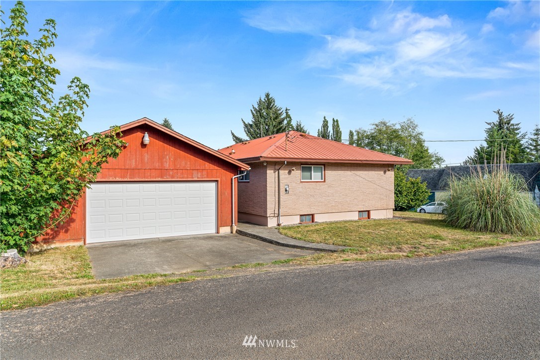 3301 Romane Road Raymond, WA 98577 - Photo 3 of 24 Gallery Image 3