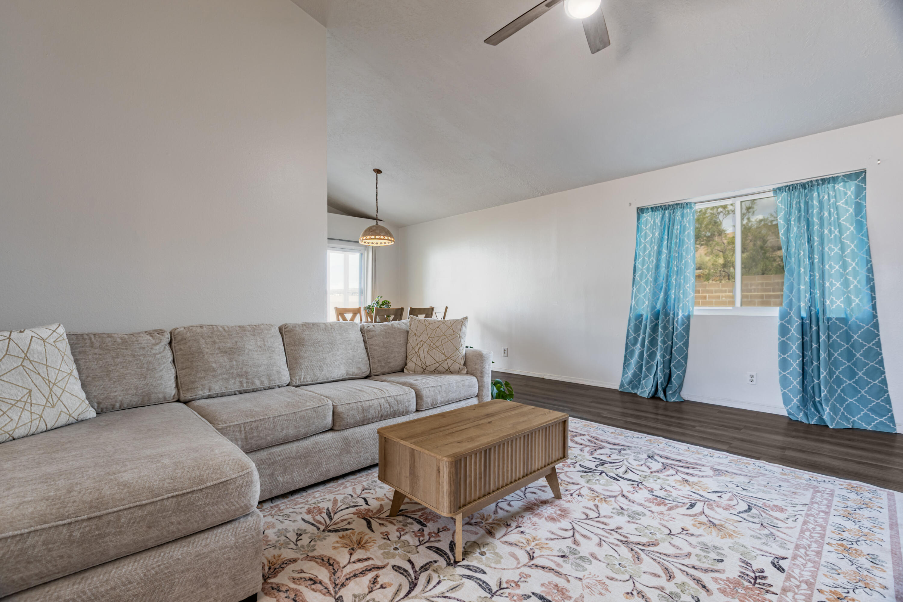 4608 Rockaway Loop Northeast Rio Rancho, NM 87124 - Photo 5 of 24 Gallery Image 5