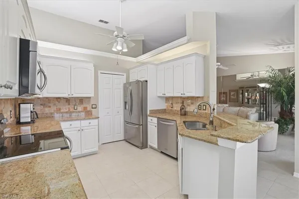 $3,000 | 5657 Whisperwood Boulevard, Unit 204, Naples, FL 34110