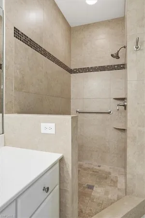 $3,000 | 5657 Whisperwood Boulevard, Unit 204, Naples, FL 34110