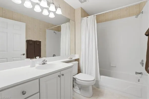 $3,000 | 5657 Whisperwood Boulevard, Unit 204, Naples, FL 34110