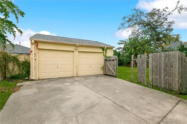 $274,900 | 54 Driftwood Boulevard, Kenner, LA 70065