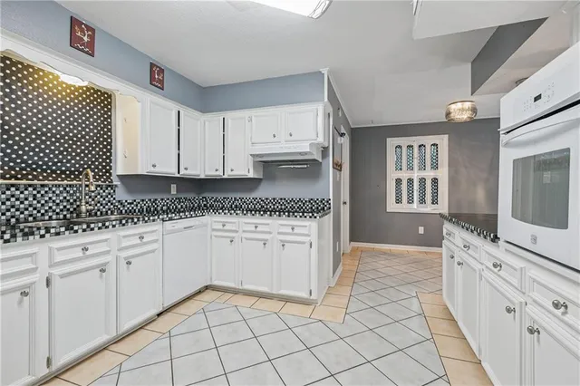 $274,900 | 54 Driftwood Boulevard, Kenner, LA 70065