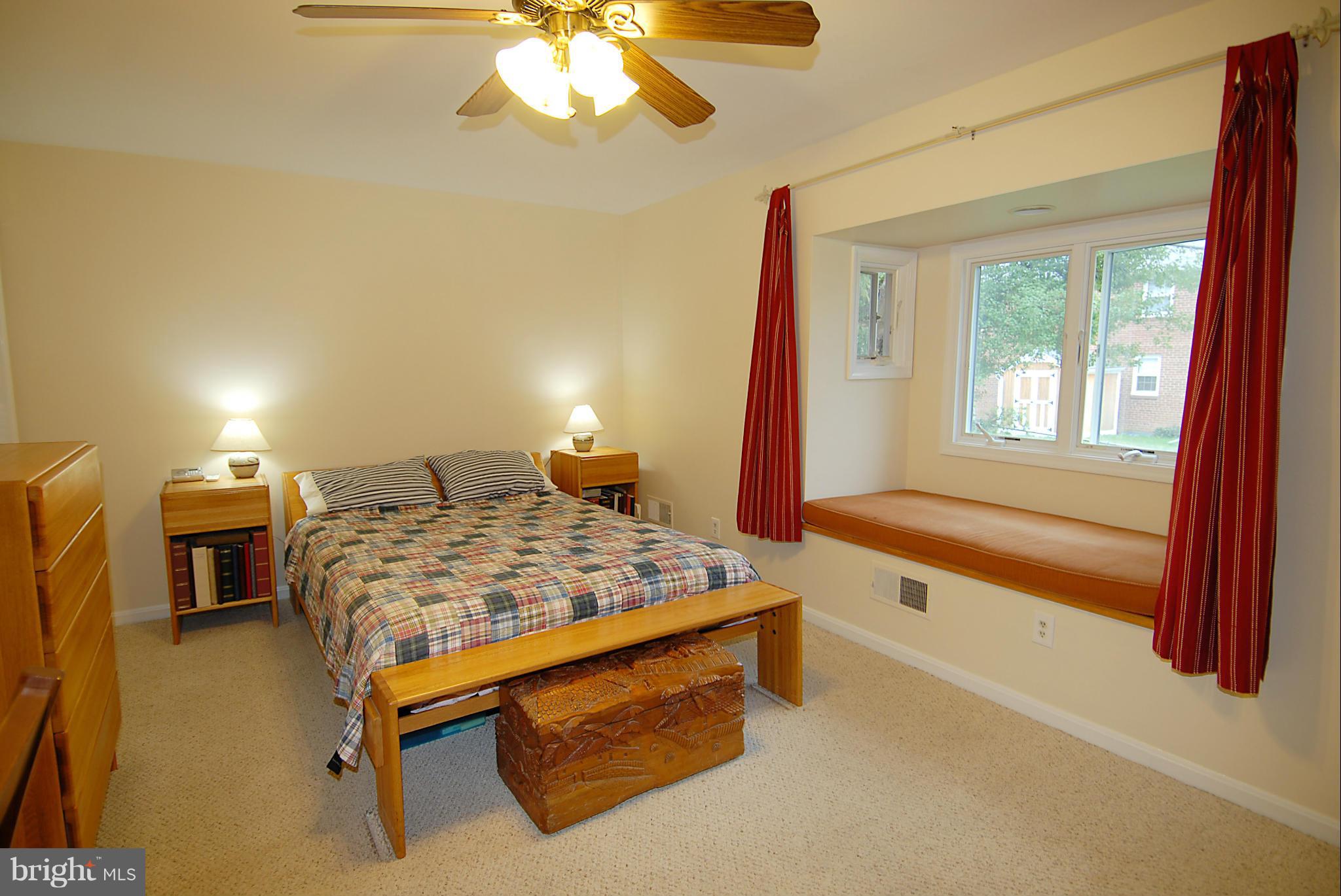 6548 Little Falls Road Arlington, VA 22213 - Photo 20 of 27 Bedroom (Master)